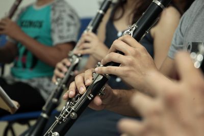 notícia: Projeto Big Band, do curso de Música da Uepa, faz apresentação em Santarém