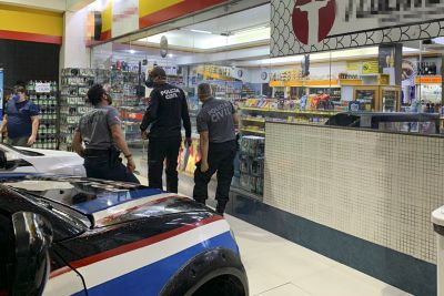 galeria: Lojas de conveniência são multadas durante operação da Polícia Civil