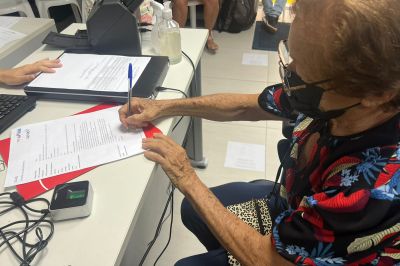 notícia: Igeprev suspende benefícios de quem faltou ao censo previdenciário