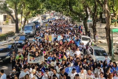 notícia: 'Marcha contra as drogas' mobiliza dezenas de jovens neste sábado (25), na capital paraense