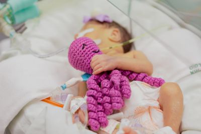 notícia: No Regional de Marabá, projeto fotográfico destaca beleza de bebês prematuros