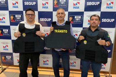 notícia: Segup entrega coletes balísticos para órgão gestor do trânsito em Óbidos