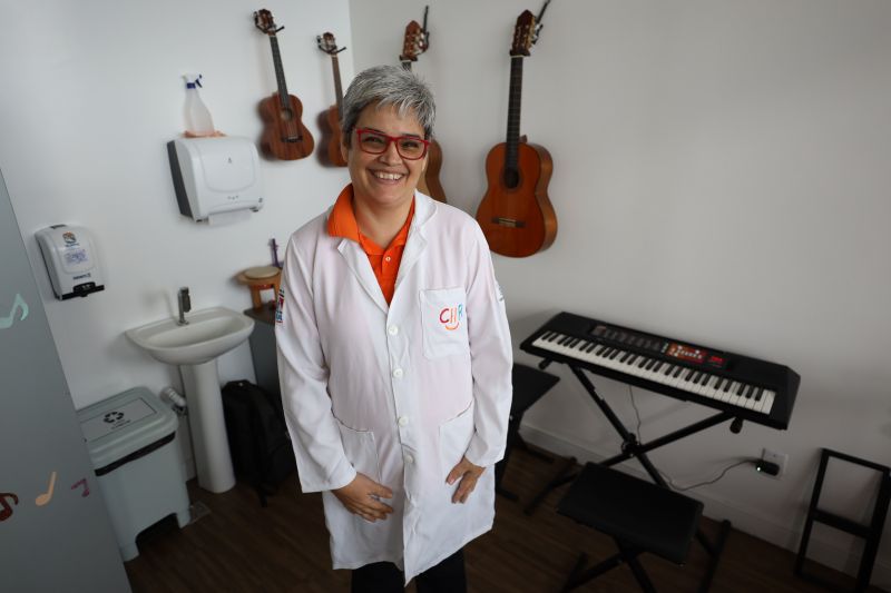 Valéria Fagundes - musicoterapeuta