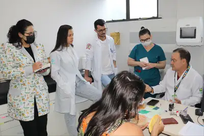 notícia: Médicos residentes da Santa Casa do Pará defendem seus trabalhos de conclusão em suas áreas de atuação no hospital