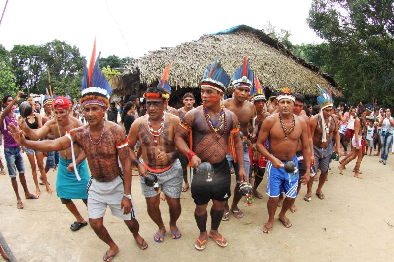 notícia: Índios Tembé em Santa Luzia do Pará recebem ação de cidadania