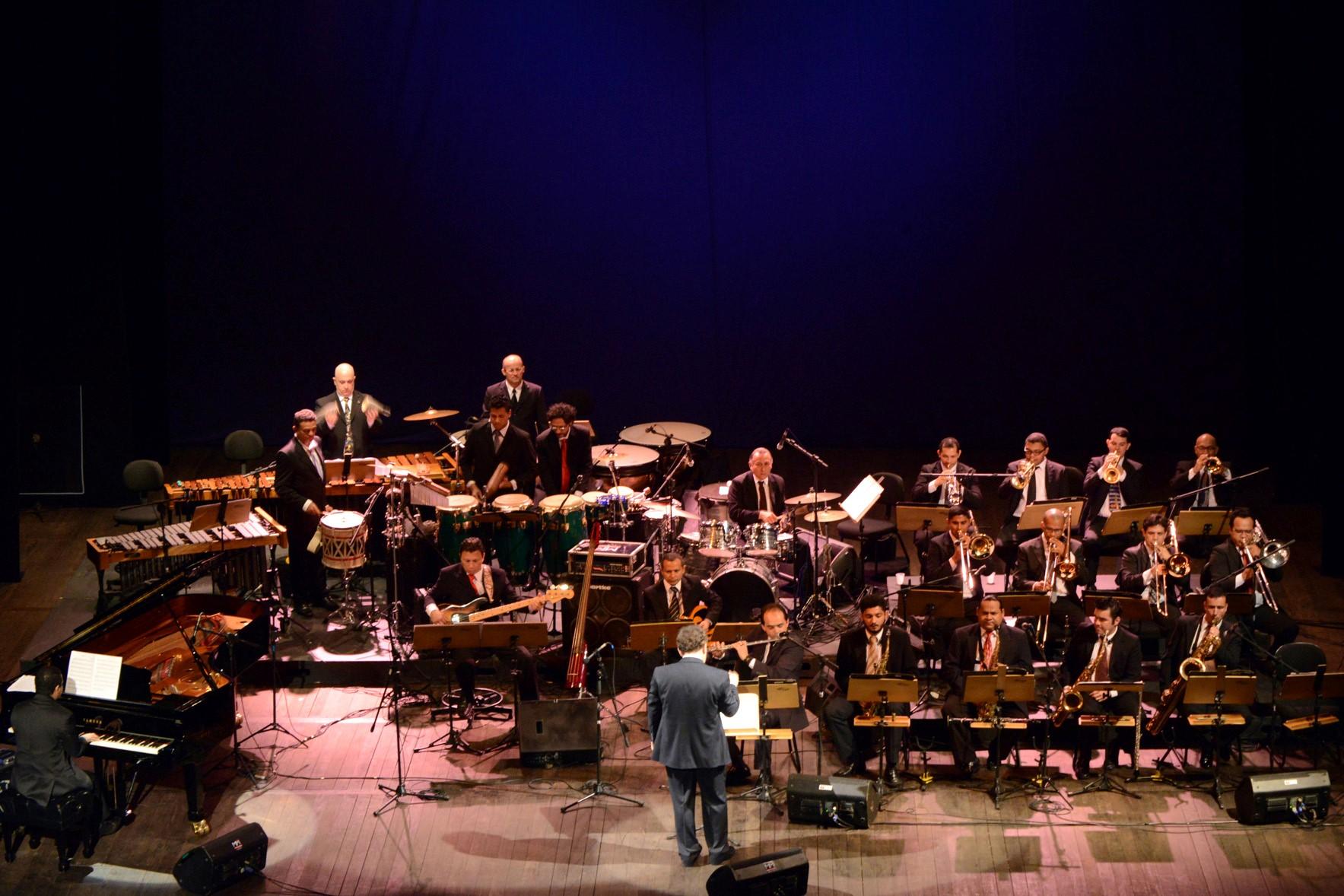 Brasil Brass Band - Teatro J. Safra 