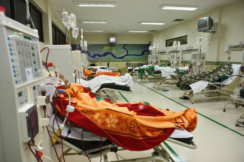 notícia: Hospital Regional de Santarém amplia serviço de hemodiálise