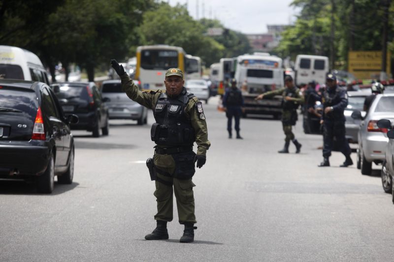 notícia: Operação Corpus Christi tem o reforço de mais de 12 mil policiais militares