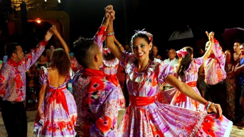 notícia: Grupo Sabor Marajoara apresenta danças típicas na Estação das Docas