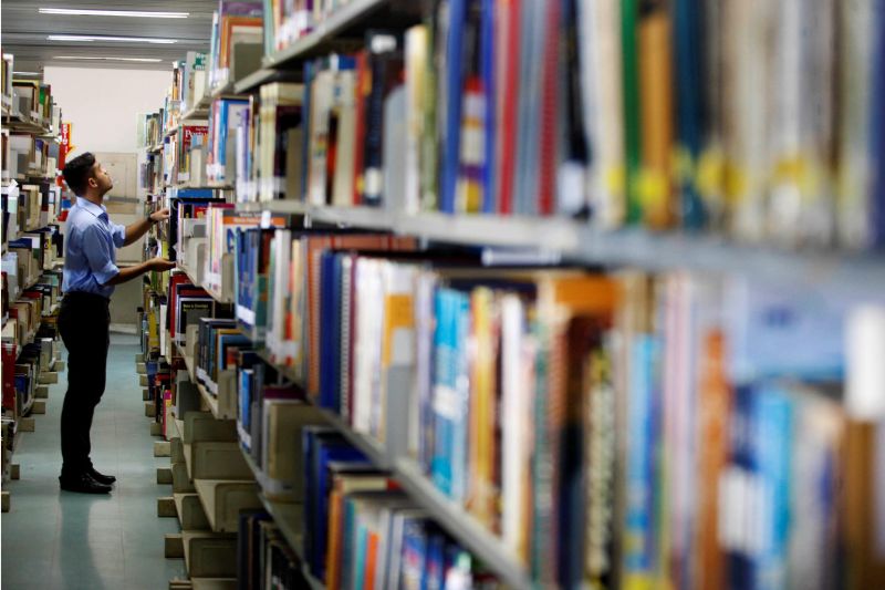 notícia: Municípios de Pacajá e Bonito recebem novos itens para suas bibliotecas