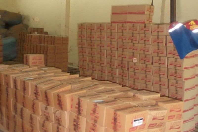 notícia: Sefa apreende 742 caixas de mercadorias sem documentação em Dom Eliseu