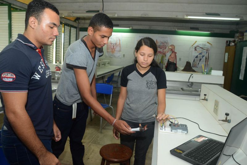 notícia: Estudantes do Pará apresentam pesquisas na Febrace