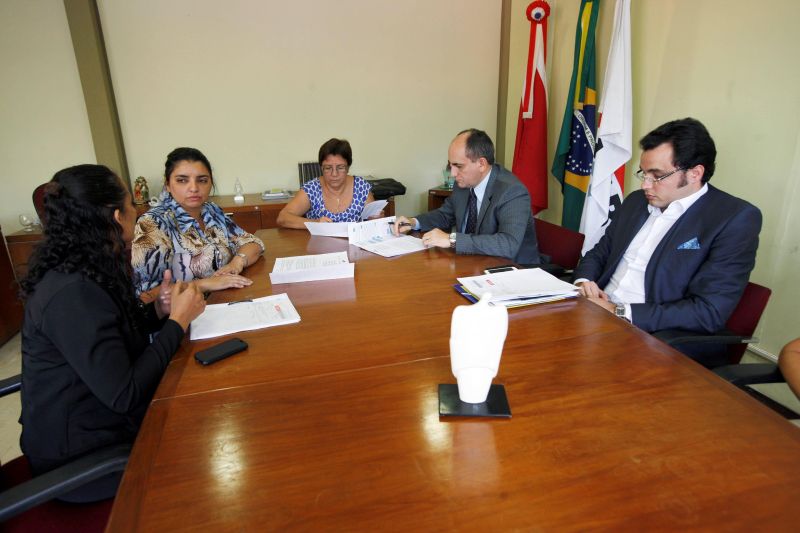 notícia: Governo do Estado e Prefeitura de Belém promovem regularização fundiária em áreas do PAC