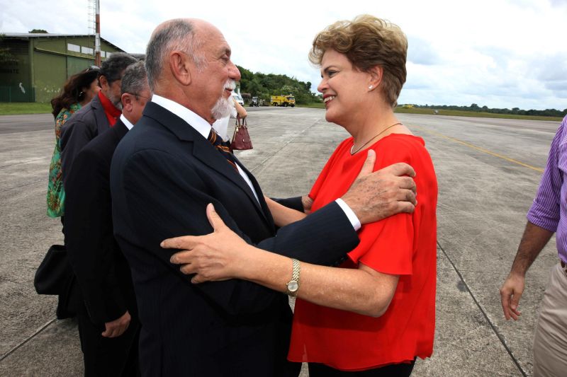 notícia: Simão Jatene recepciona Dilma Rousseff em Belém