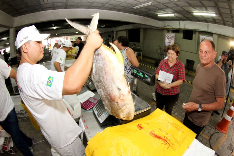 notícia: Sábado é dia de Feira do Pescado no Santuário de Fátima, em Belém