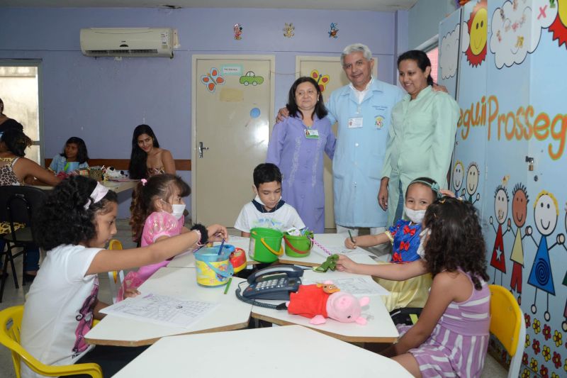 notícia: Classe Hospitalar garante a alunos em tratamento médico a continuidade dos estudos