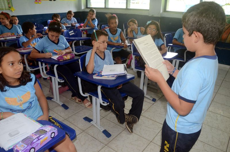 notícia: Circuito estimula produção literária na Escola Nossa Senhora de Fátima I
