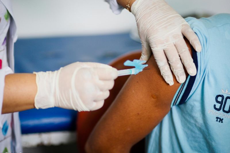 notícia: Adolescentes internos da Fasepa recebem vacina contra a gripe H1N1