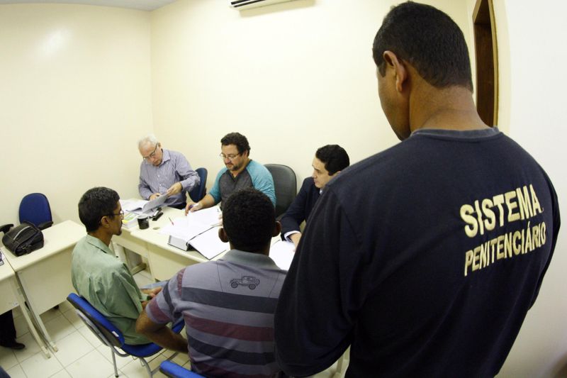 notícia: Mutirão carcerário atende detentos do Centro de Recuperação de Redenção