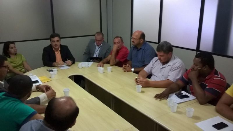 notícia: Arcon se reúne com cooperativas de transporte da região sudeste do Estado 