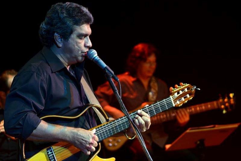 notícia: Alexandre Sousa canta Chico Buarque no teatro da Estação