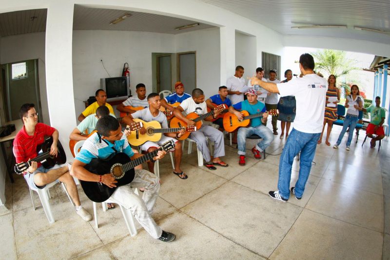 notícia: Projeto encerra curso de música no Hospital de Custódia da Susipe