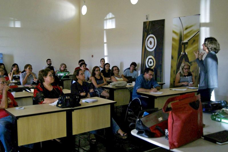 notícia: Curso no Polo Joalheiro capacita profissionais e acadêmicos