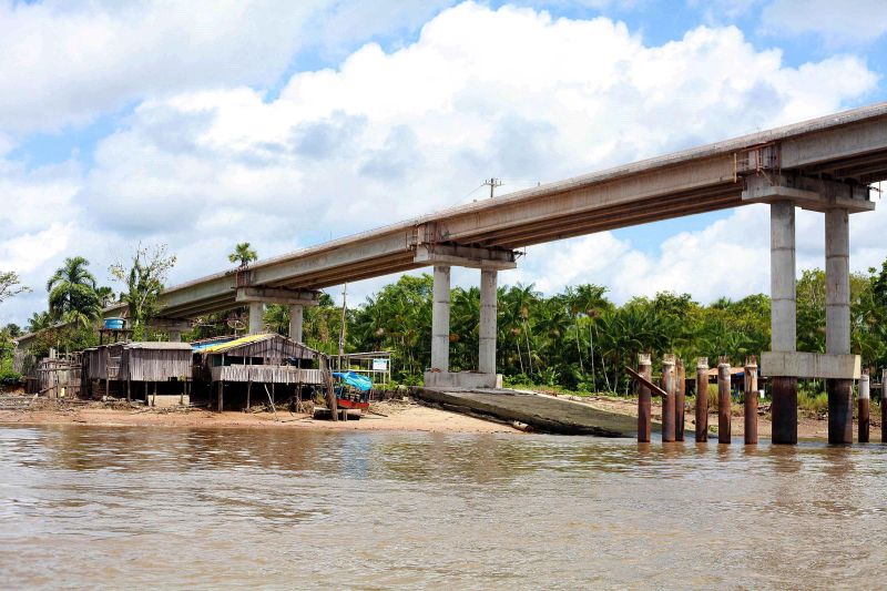 notícia: Obras de construção da ponte Igarapé-Miri estão em fase final