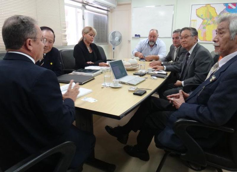 notícia: Vice-governador tem encontro em Brasília com investidores japoneses