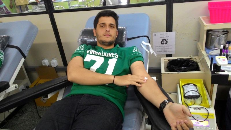 notícia: Atletas realizam campanha de doação de sangue no Hemopa