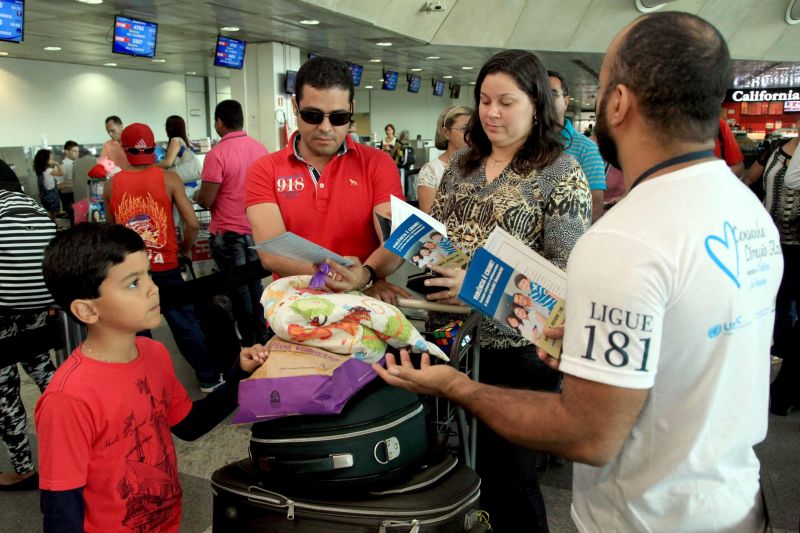 notícia: Combate ao tráfico de pessoas é alvo de ação no aeroporto de Belém