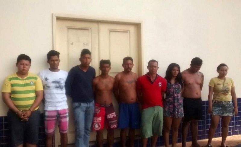 notícia: Operação policial termina com 18 presos nas cidades de Almeirim e Santarém