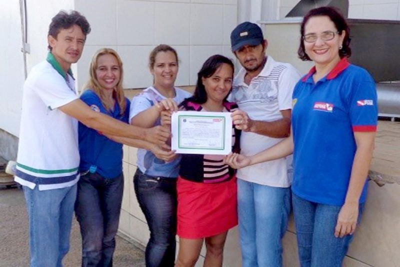 notícia: Empresa de laticínios de São Domingos do Araguaia recebe registro da Adepará