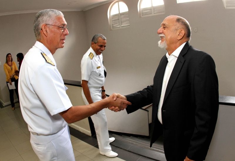notícia: Governo do Estado reforça parceria com a Marinha do Brasil
