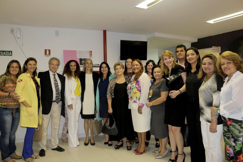 notícia: Ministra do STJ visita sede do Pro Paz Mulher em Belém