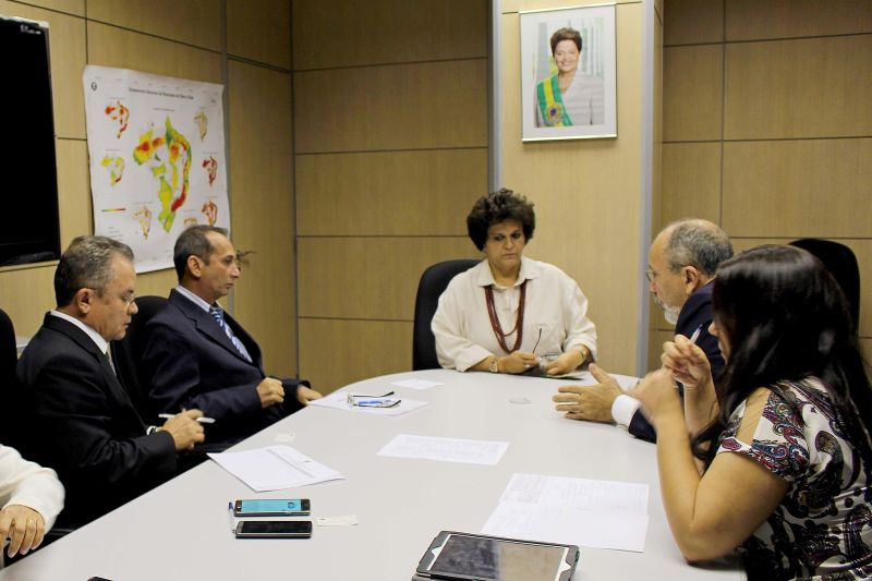 notícia: Entraves na economia de Aveiro são discutidos no Ministério do Meio Ambiente