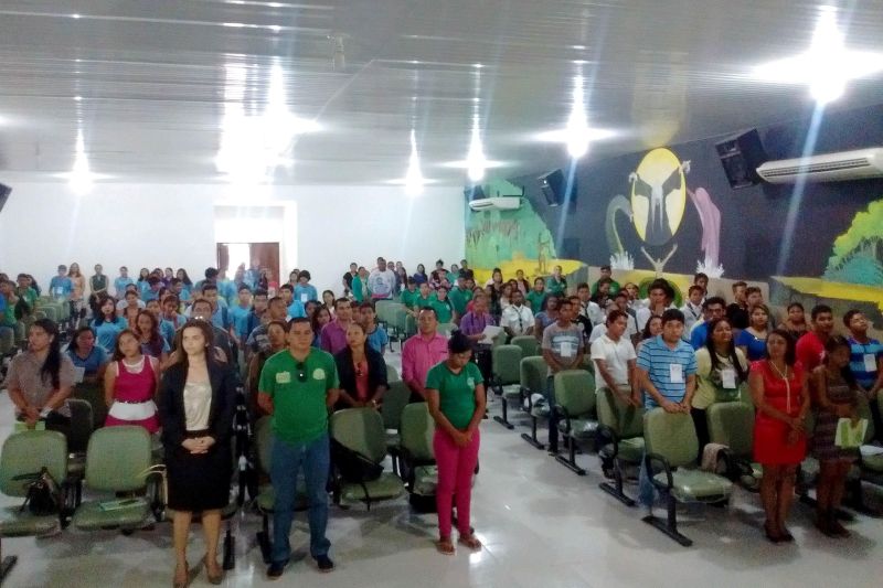 notícia: Breves e Ponta de Pedras recebem mais uma etapa da Conferência Regional de Juventude