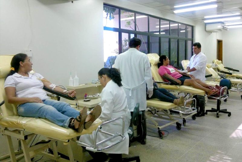 notícia: Hemocentro de Santarém faz campanha de doação de sangue no Sairé