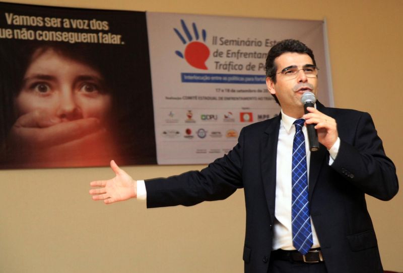 notícia: Seminário discute ações para o enfrentamento ao tráfico de pessoas no Pará