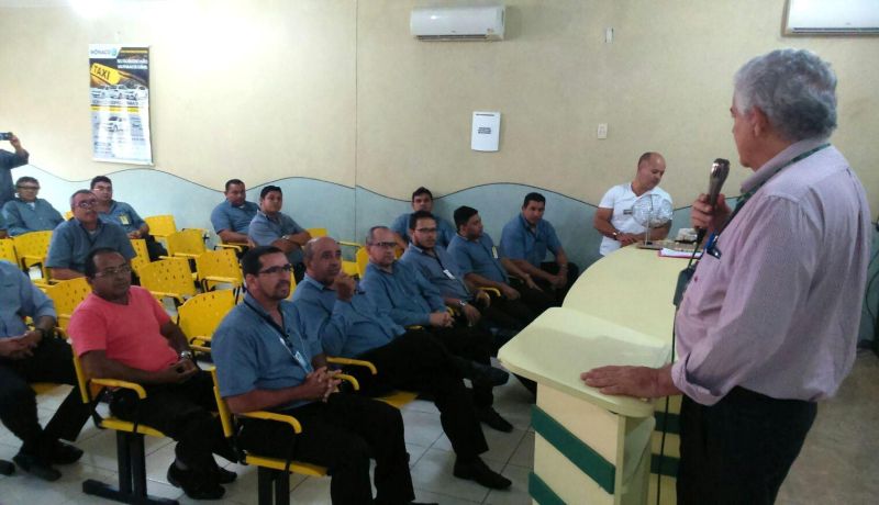 notícia: Setur qualifica taxistas de Belém para Círio de Nazaré