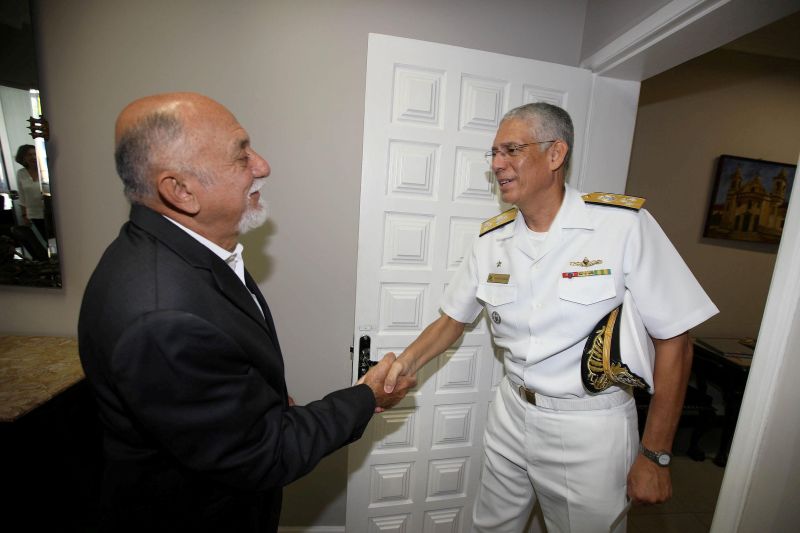 notícia: Governador recebe convite da Marinha para acompanhar a Romaria Fluvial