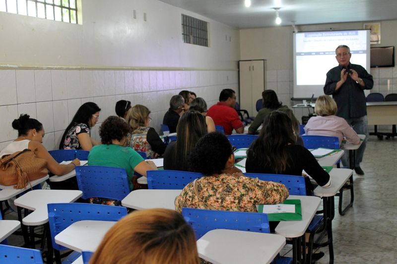 notícia: SUS é tema de capacitação aos profissionais de saúde do Estado