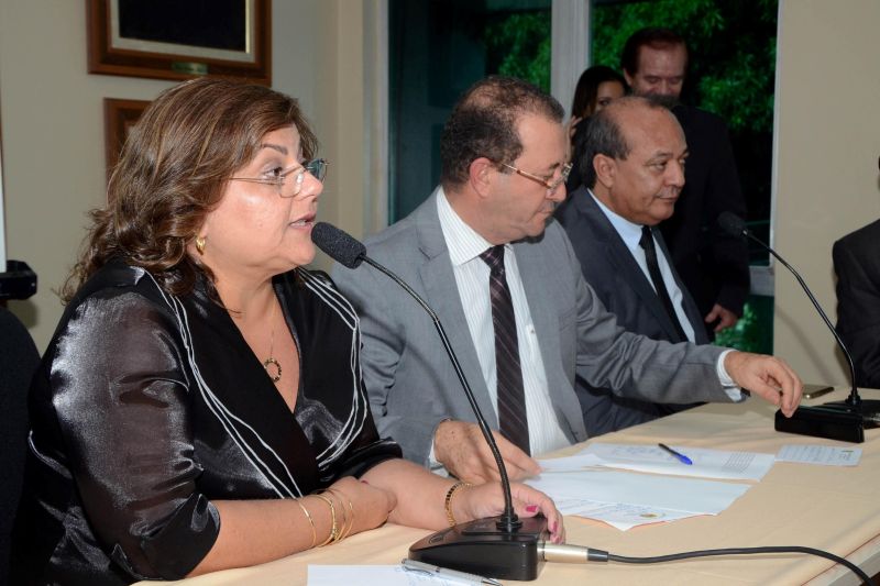 notícia: Secretária fala na Alepa sobre os desafios da educação no Pará
