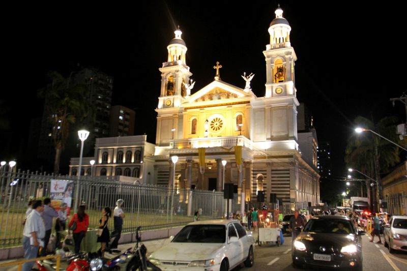 notícia: 223º Círio de Nazaré é aberto oficialmente em Belém 