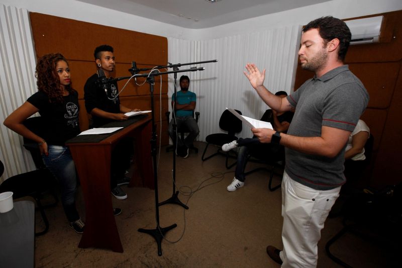 notícia: Projeto Rádio Escola promove "Dicas do Enem" na Rádio Cultura FM
