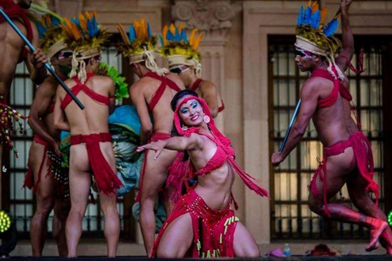 notícia: Teatro Margarida Schivasappa recebe espetáculo de balé folclórico “Encantos Amazônicos”