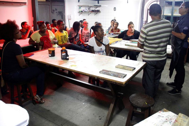 notícia: Estudantes da Martinica fazem intercâmbio cultural no Curro Velho
