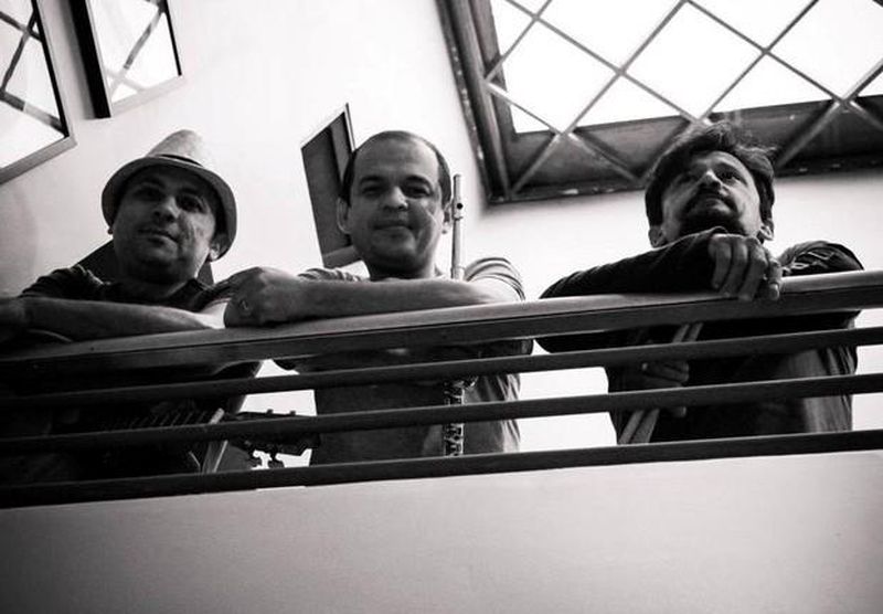 notícia: Projeto Quarta às Quatro recebe Trio Chamote e sua Amazônia instrumental