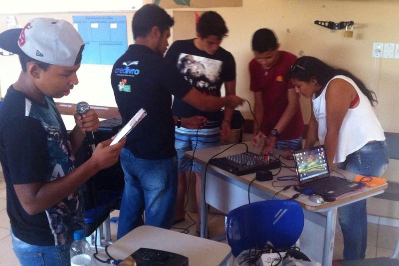 notícia: Secom e Seduc levam Projeto Rádio Escola ao Marajó