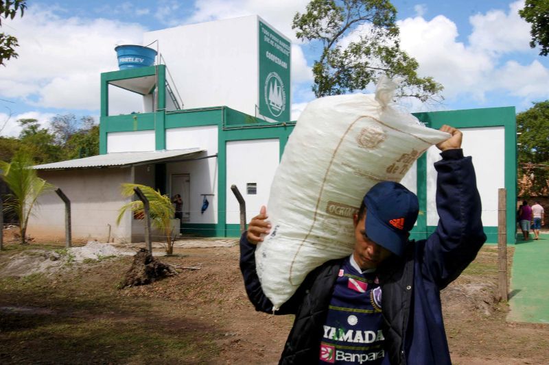 notícia: Cotijuba recebe fábrica de gelo e ação de cidadania do Pro Paz